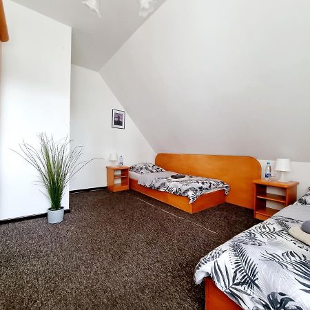 Hostel Primax Poznan Ngoại thất bức ảnh