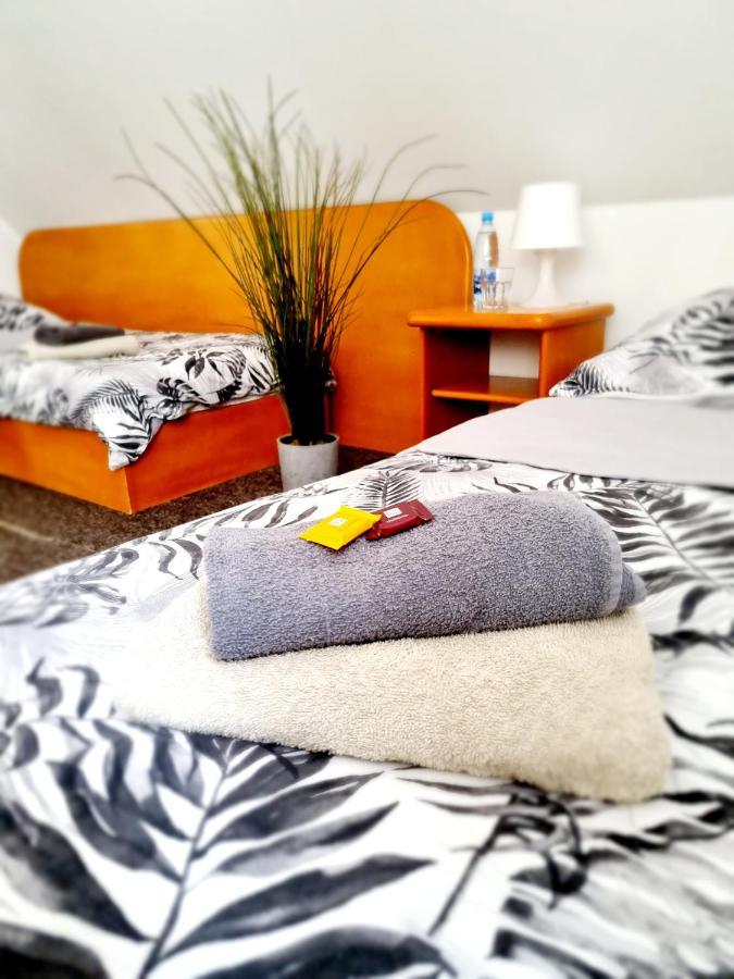 Hostel Primax Poznan Ngoại thất bức ảnh