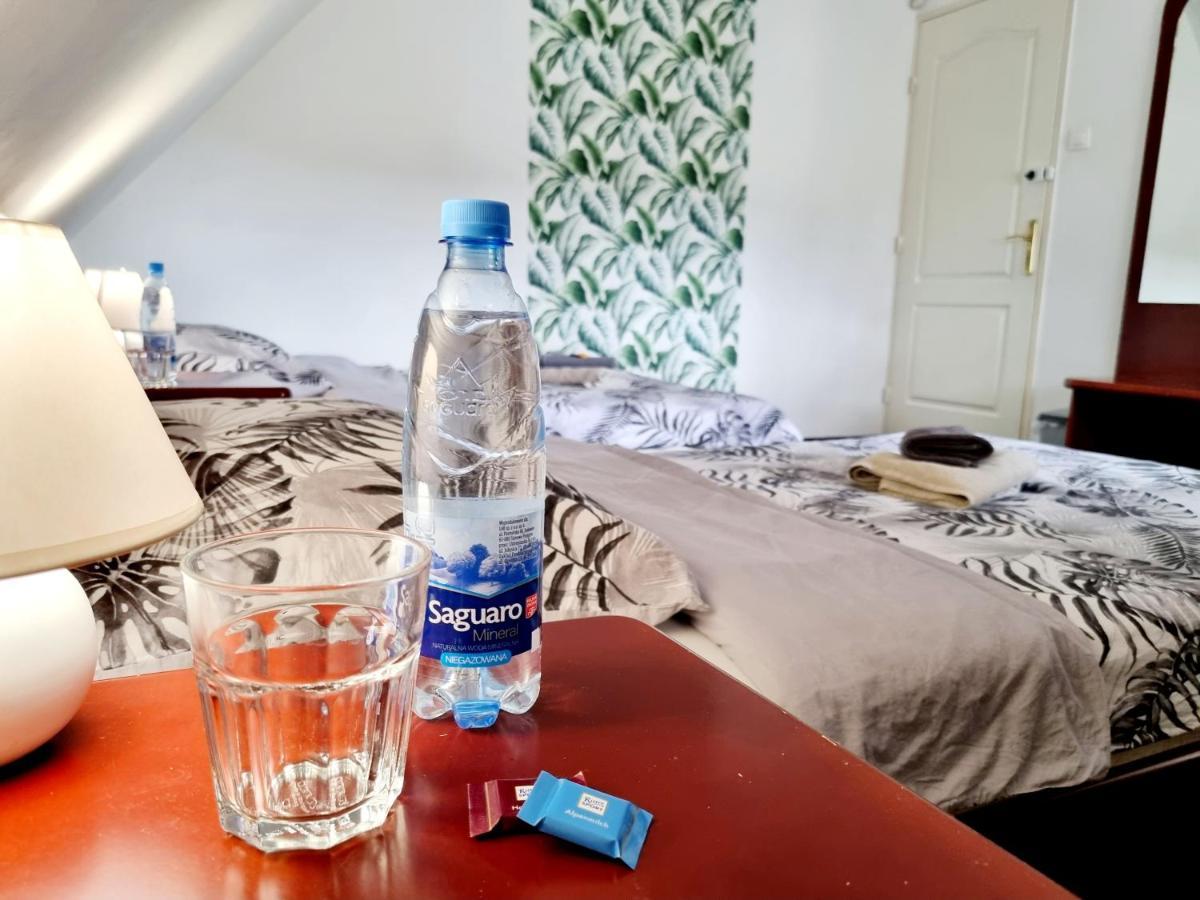 Hostel Primax Poznan Ngoại thất bức ảnh