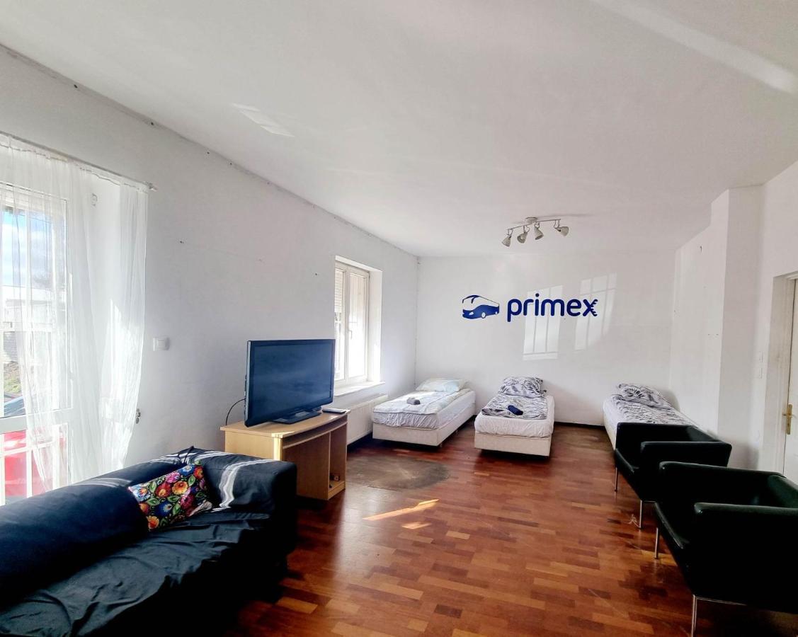 Hostel Primax Poznan Ngoại thất bức ảnh