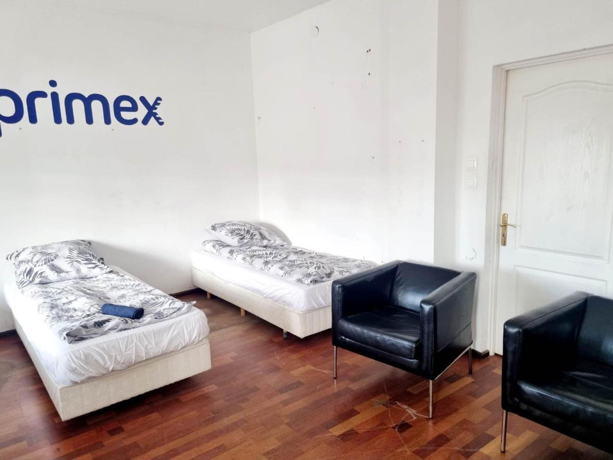 Hostel Primax Poznan Ngoại thất bức ảnh