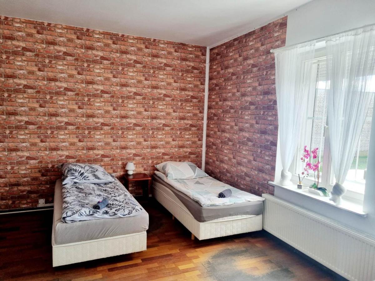 Hostel Primax Poznan Ngoại thất bức ảnh